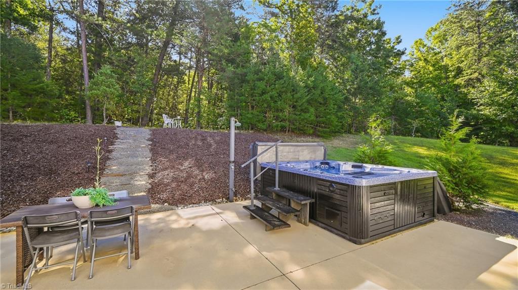main property photo 42