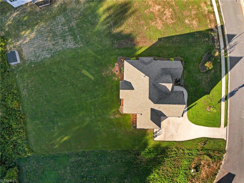 main property photo 48