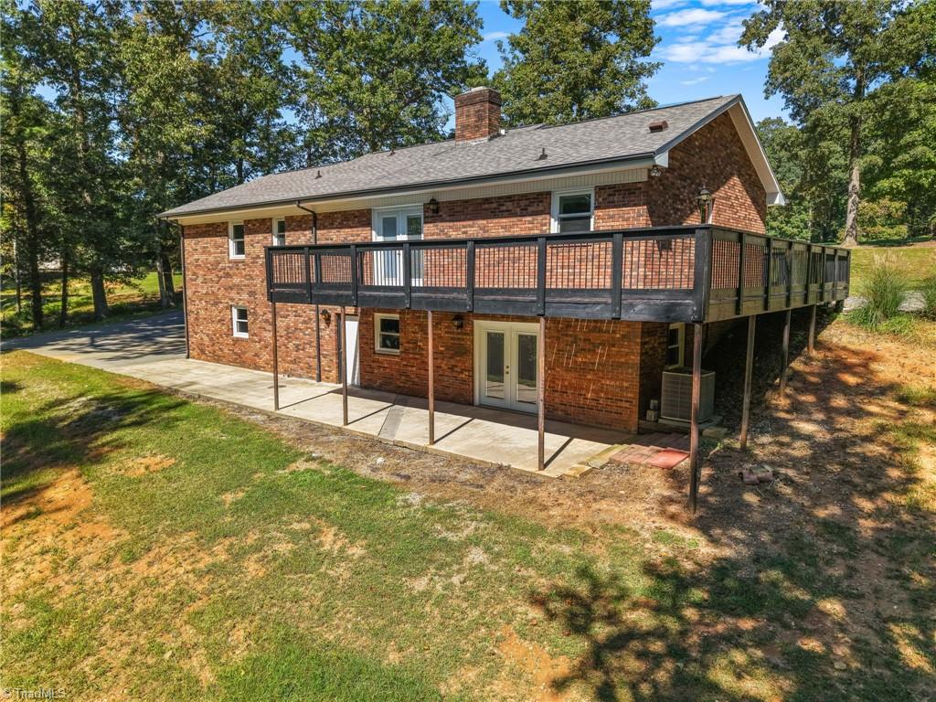 main property photo 30