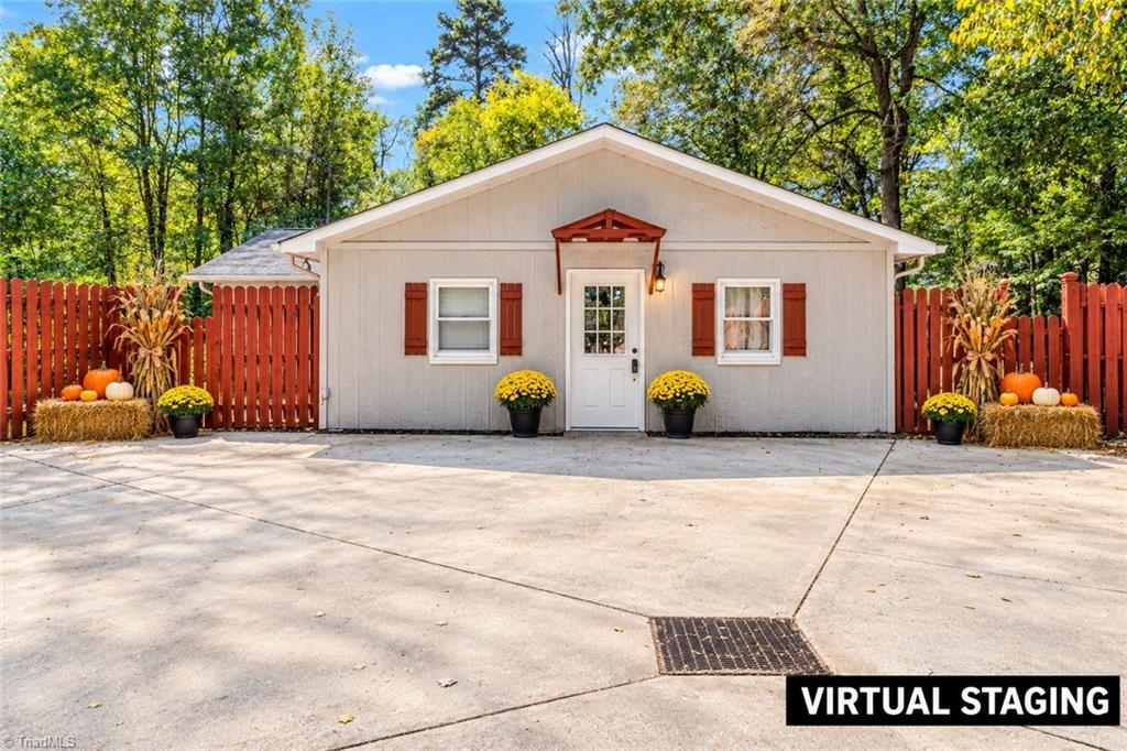 main property photo 0