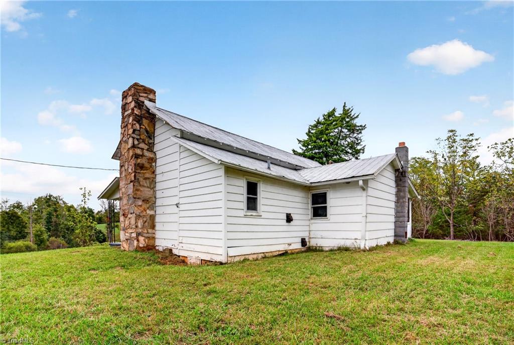 main property photo 41