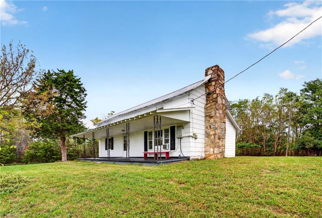 main property photo 6