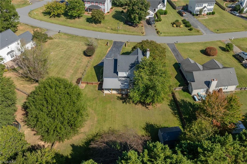 main property photo 45