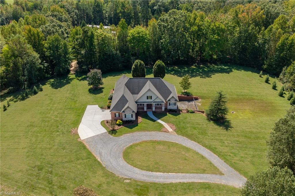 main property photo 38