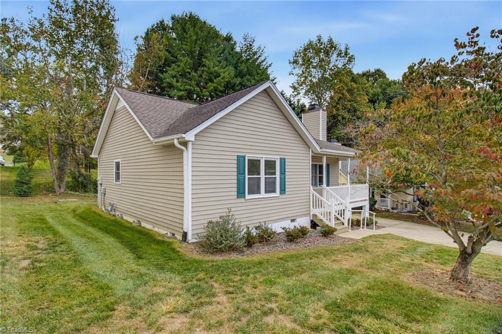 main property photo 3