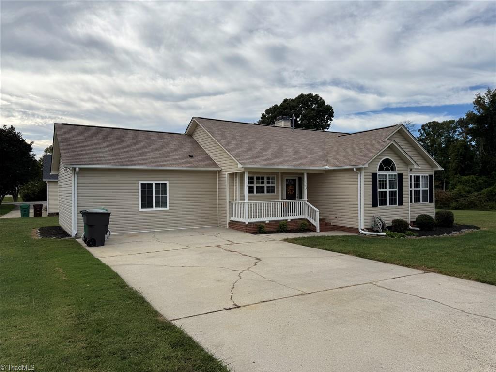 main property photo 2