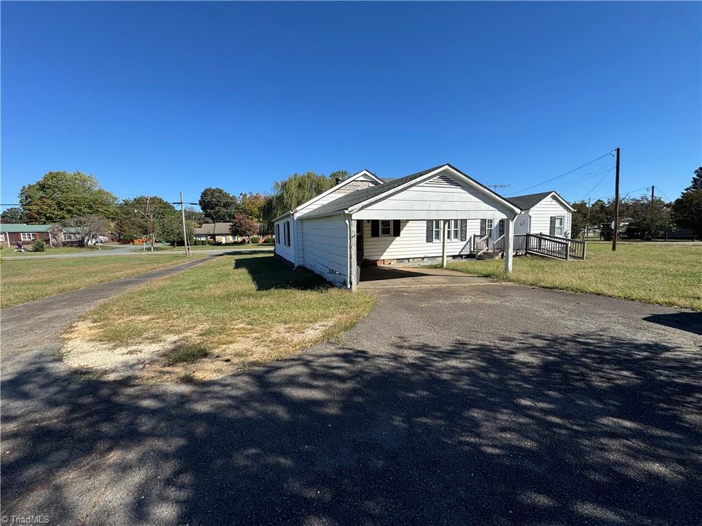 main property photo 16