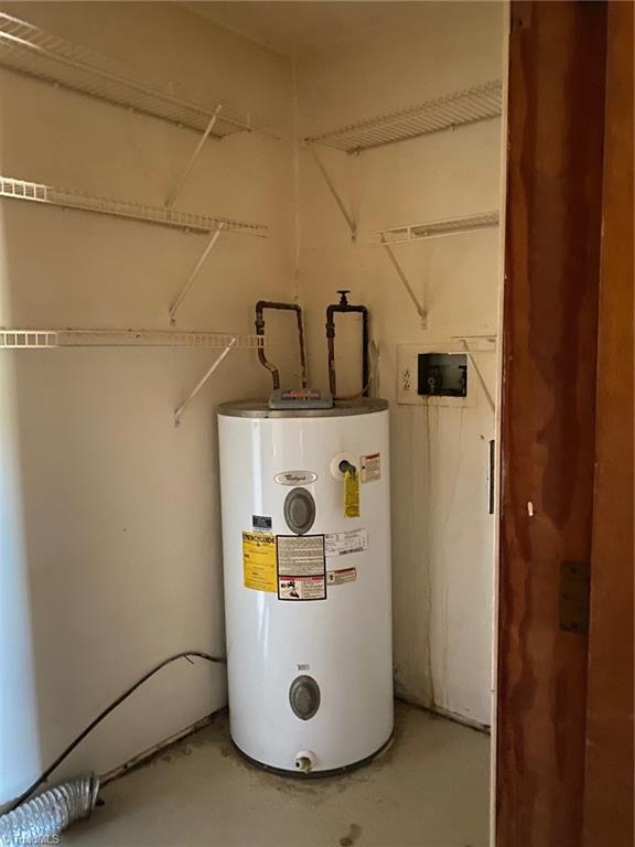 main property photo 17