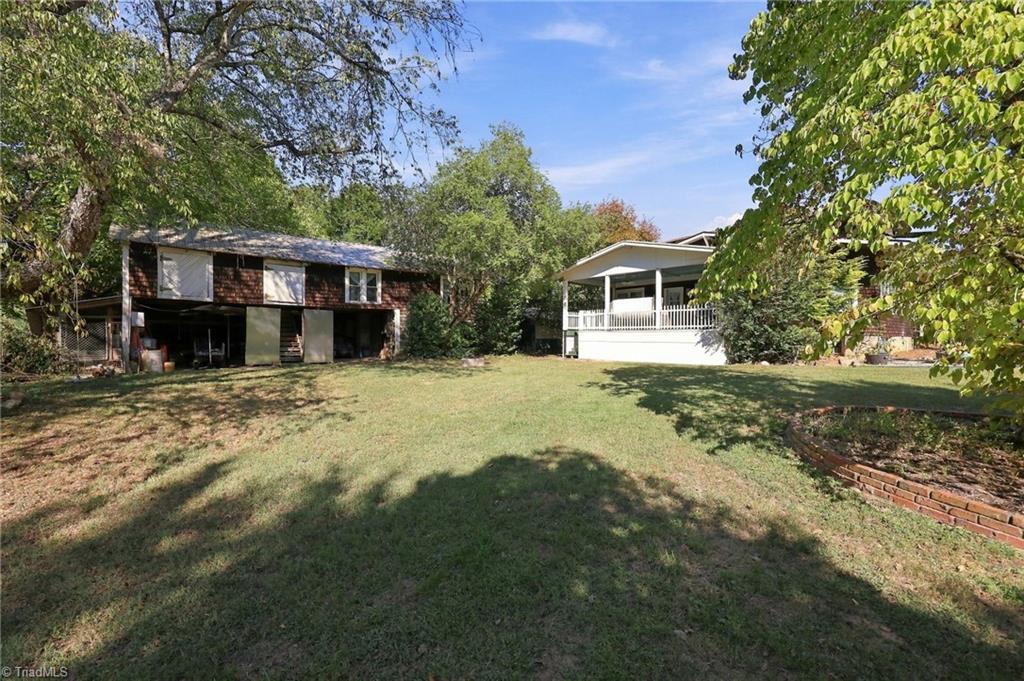 main property photo 40