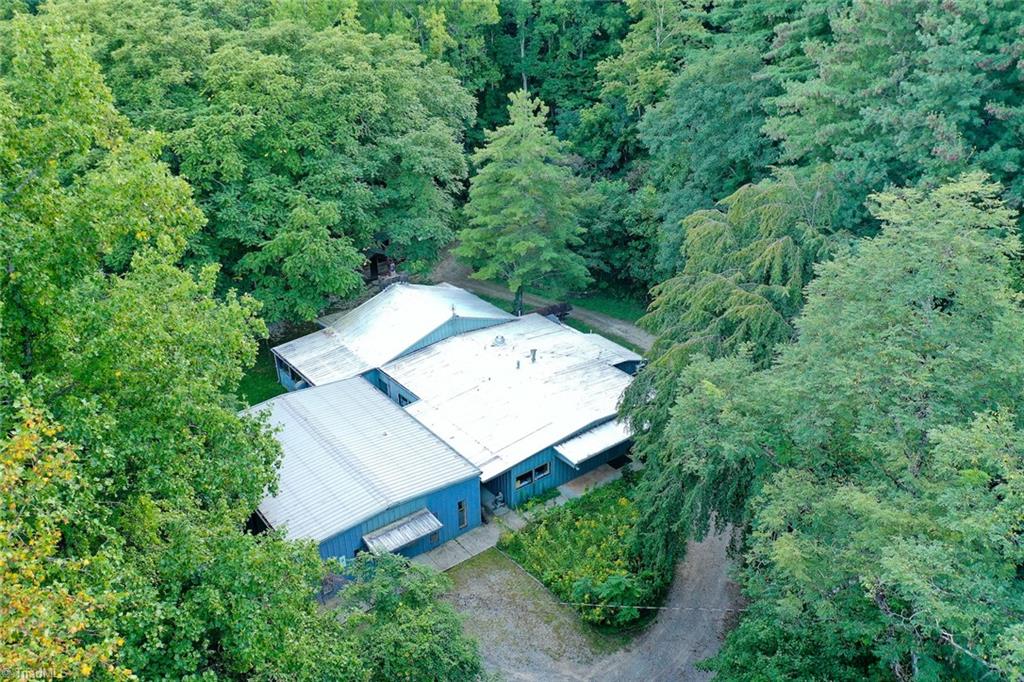 main property photo 31