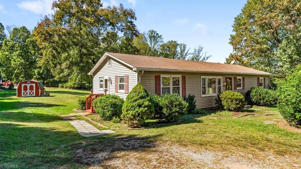 main property photo 0