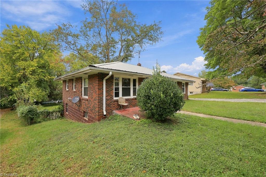 main property photo 2