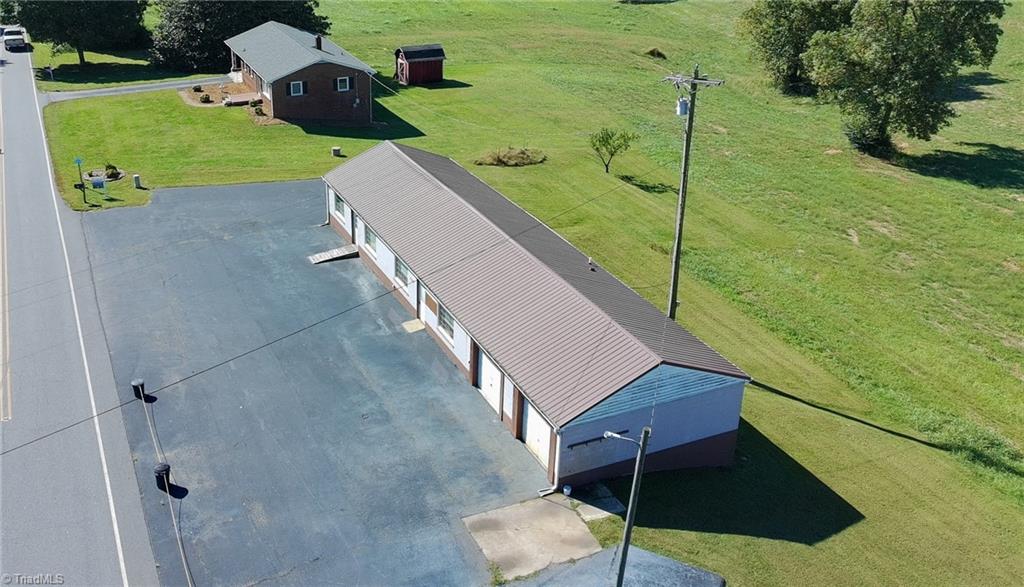 main property photo 29