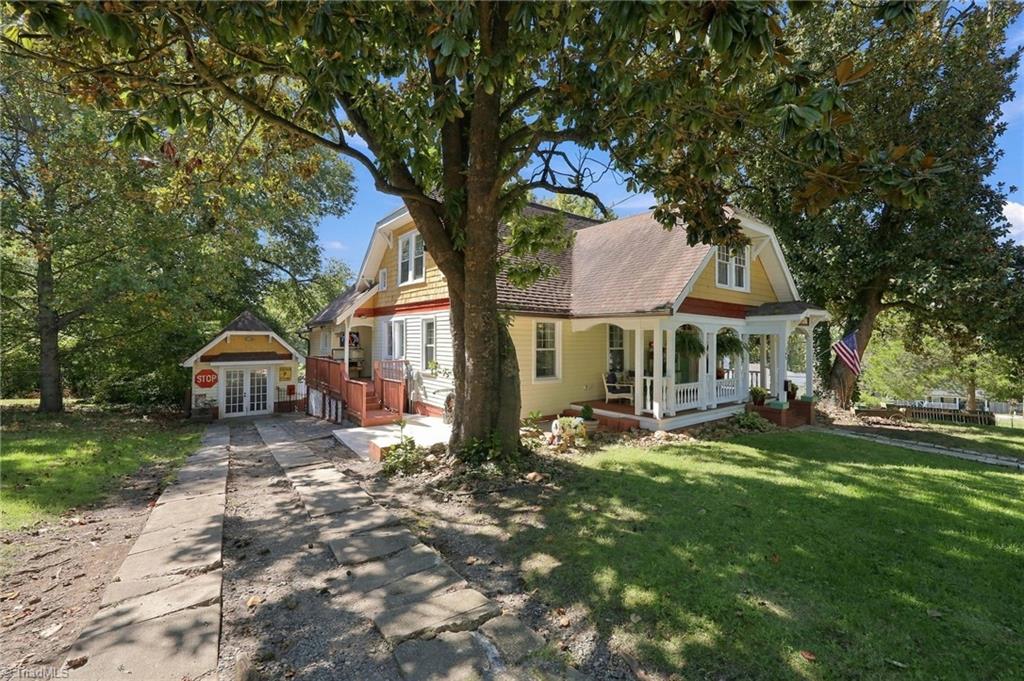 main property photo 2