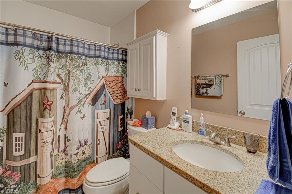 main property photo 18