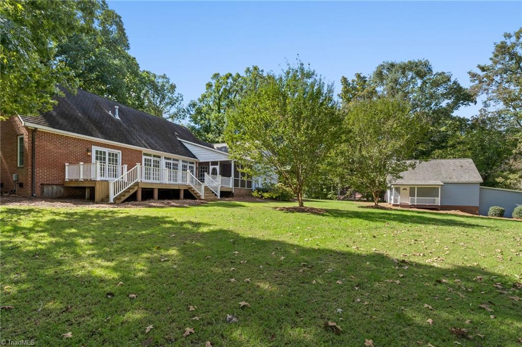main property photo 40