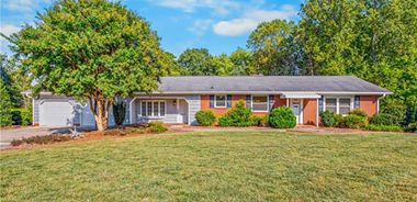 image of property with 2 Bed | 1 Bath | 2,032 Sqft