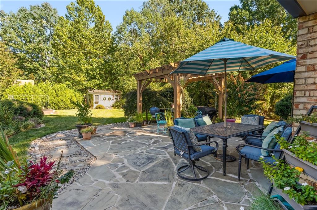 main property photo 15