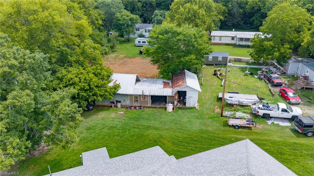 main property photo 43