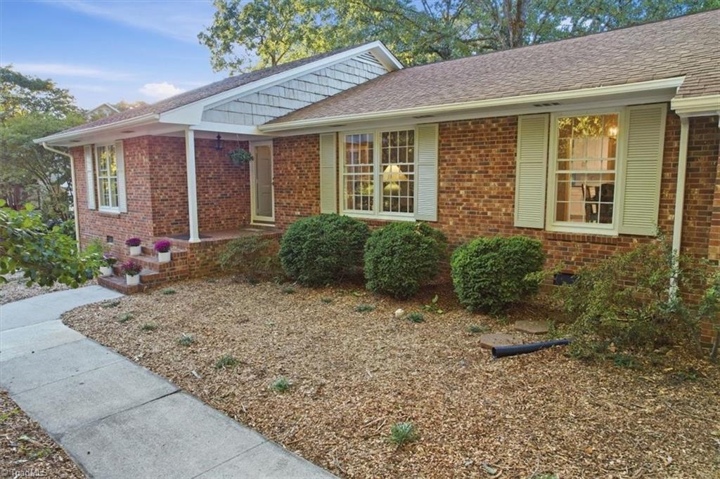 main property photo 0