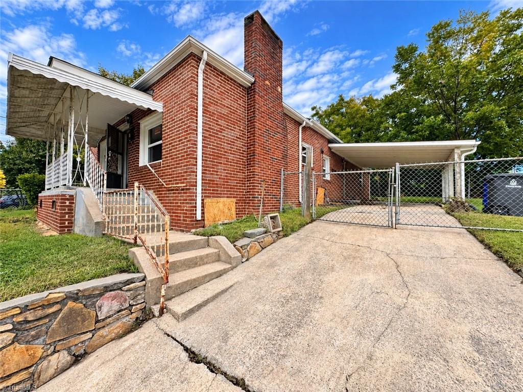 main property photo 2