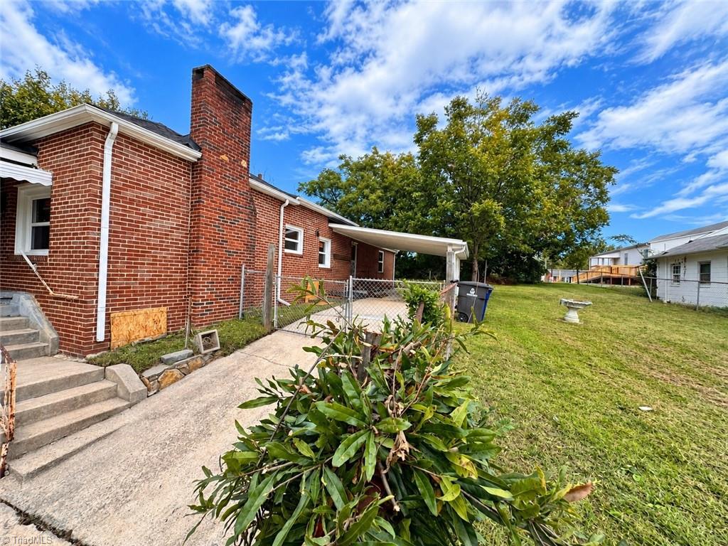 main property photo 5