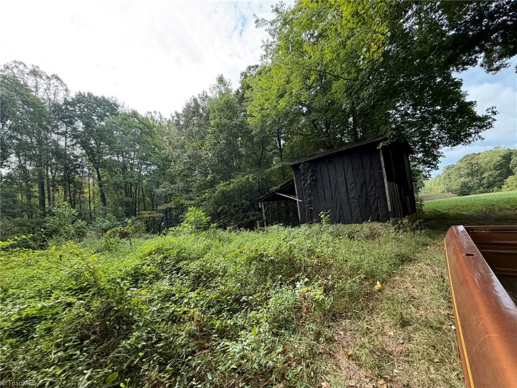 main property photo 17