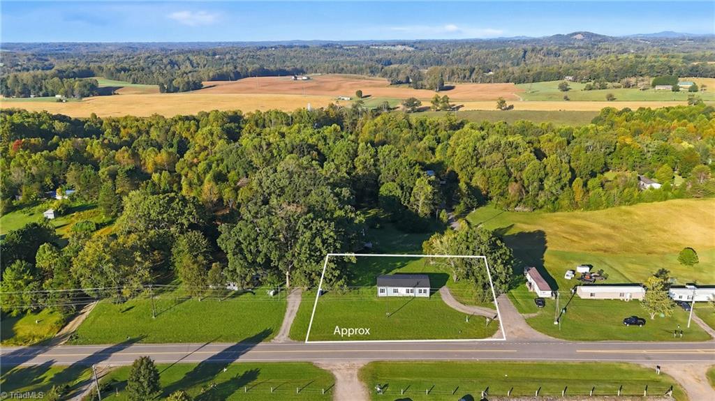 main property photo 10