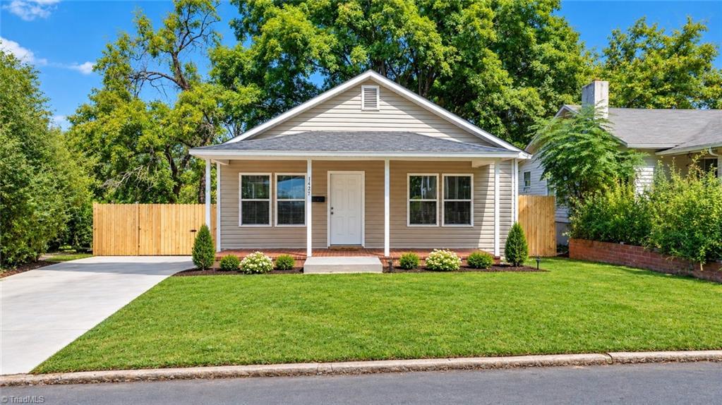 main property photo 0