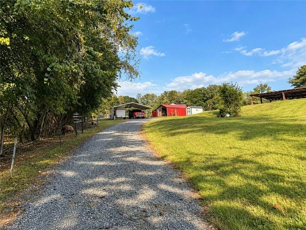 main property photo 20