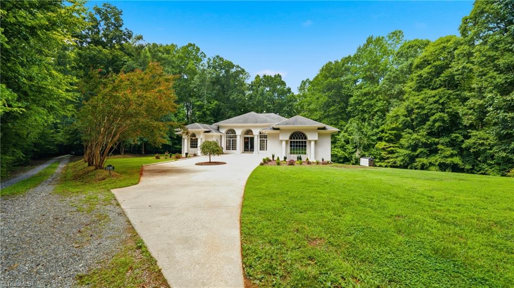 main property photo 2