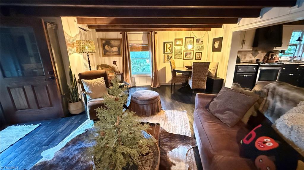 main property photo 15