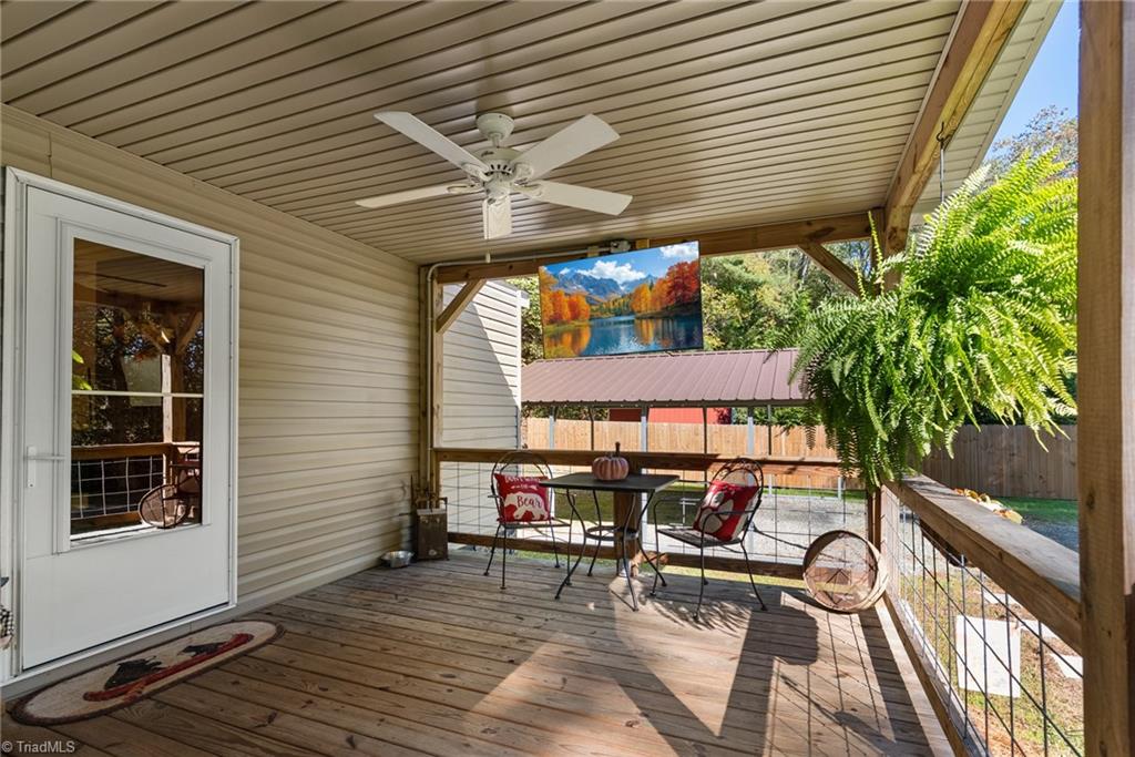 main property photo 22