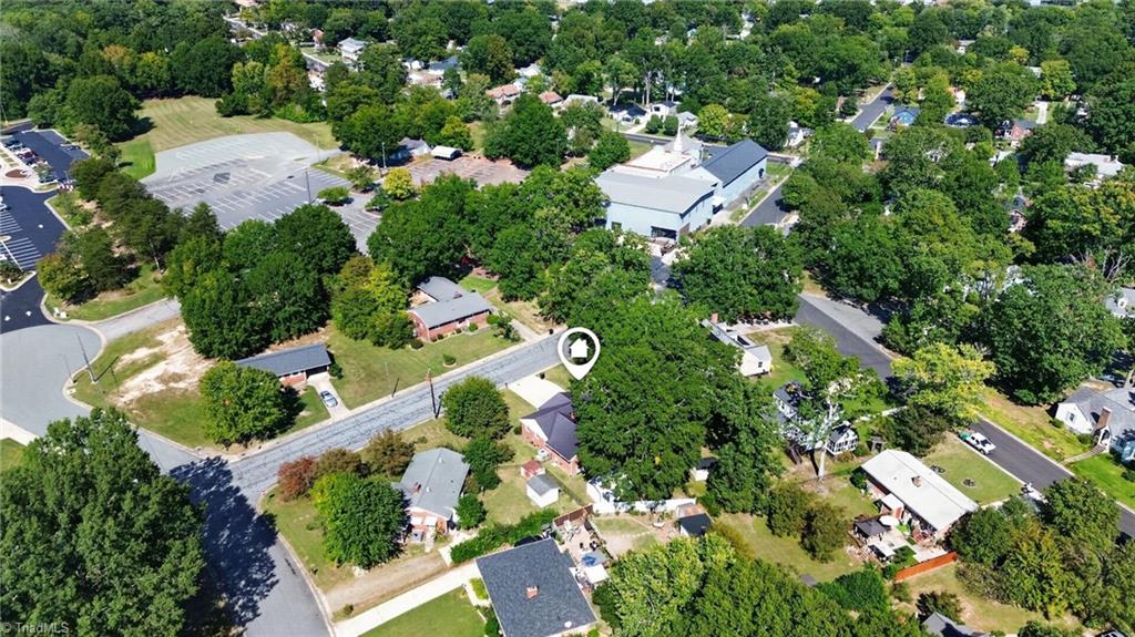 main property photo 47