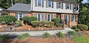 image of property with 4 Bed | 2 Bath | 3,268 Sqft