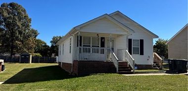 image of property with 3 Bed | 1 Bath | 1,040 Sqft