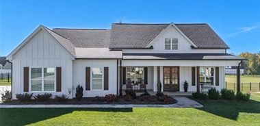 image of property with 4 Bed | 3 Bath | 2,570 Sqft