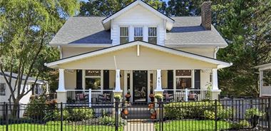 image of property with 4 Bed | 3 Bath | 2,466 Sqft