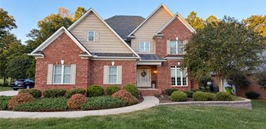 image of property with 4 Bed | 3 Bath | 3,621 Sqft