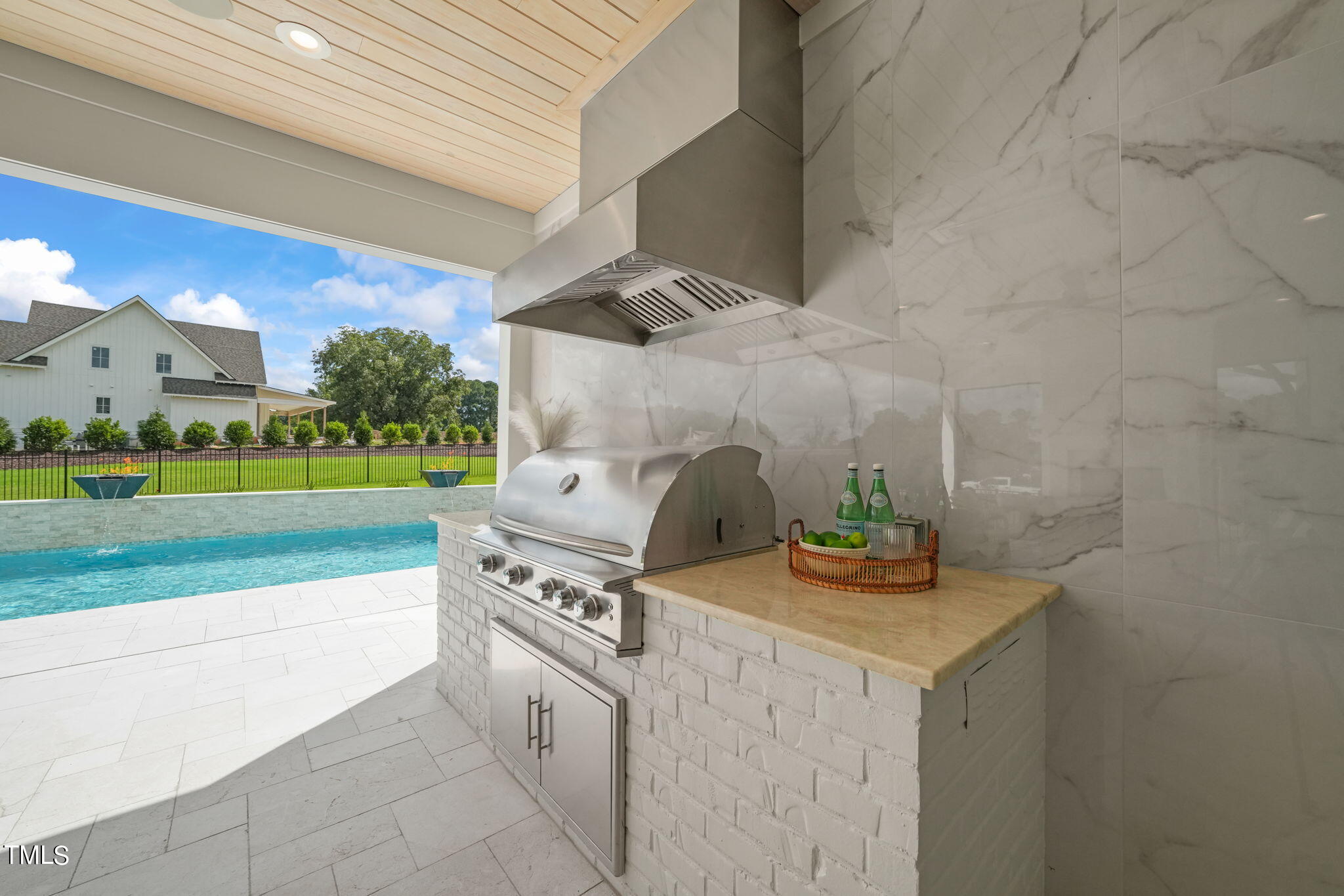 main property photo 61
