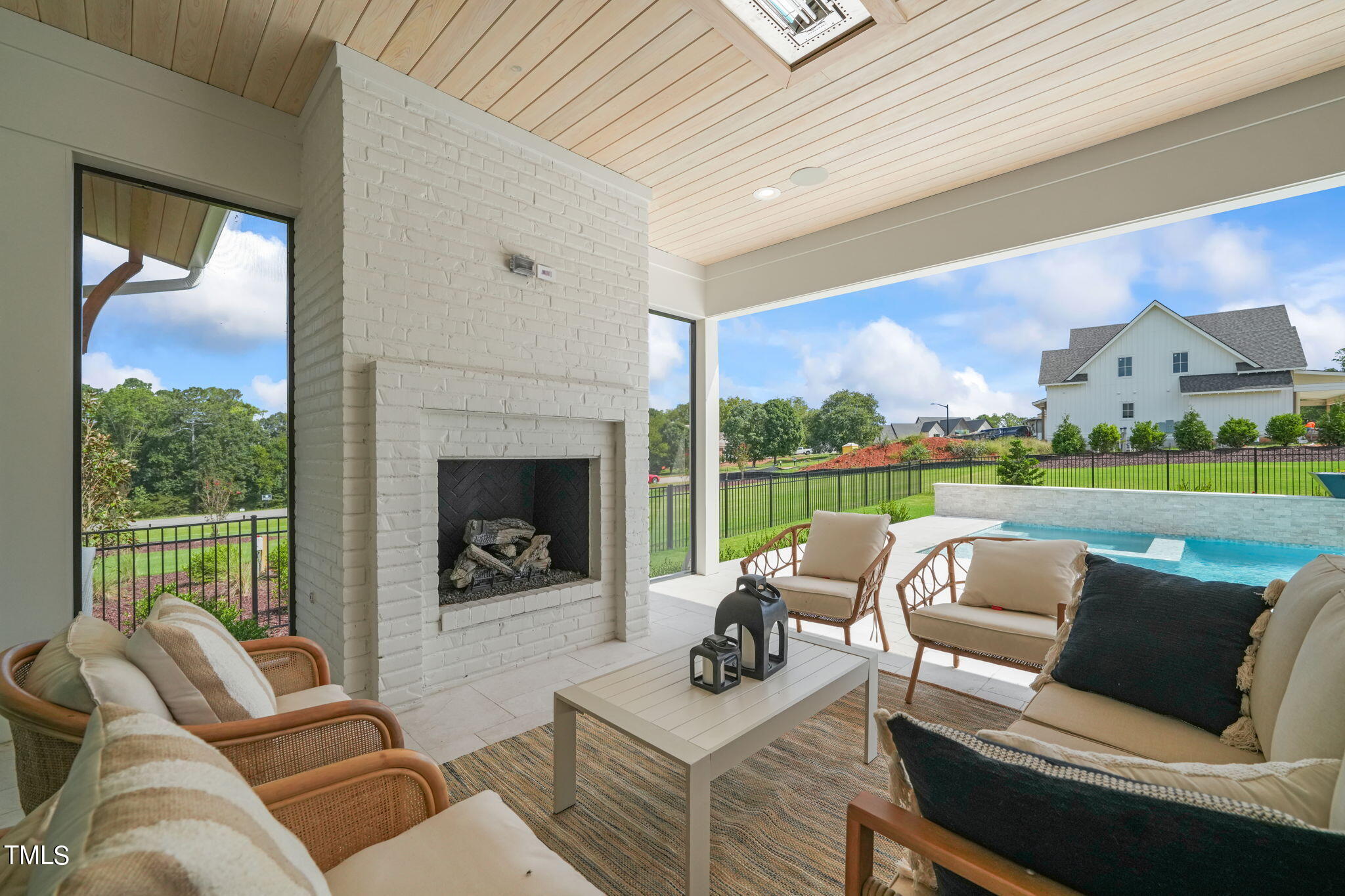 main property photo 62