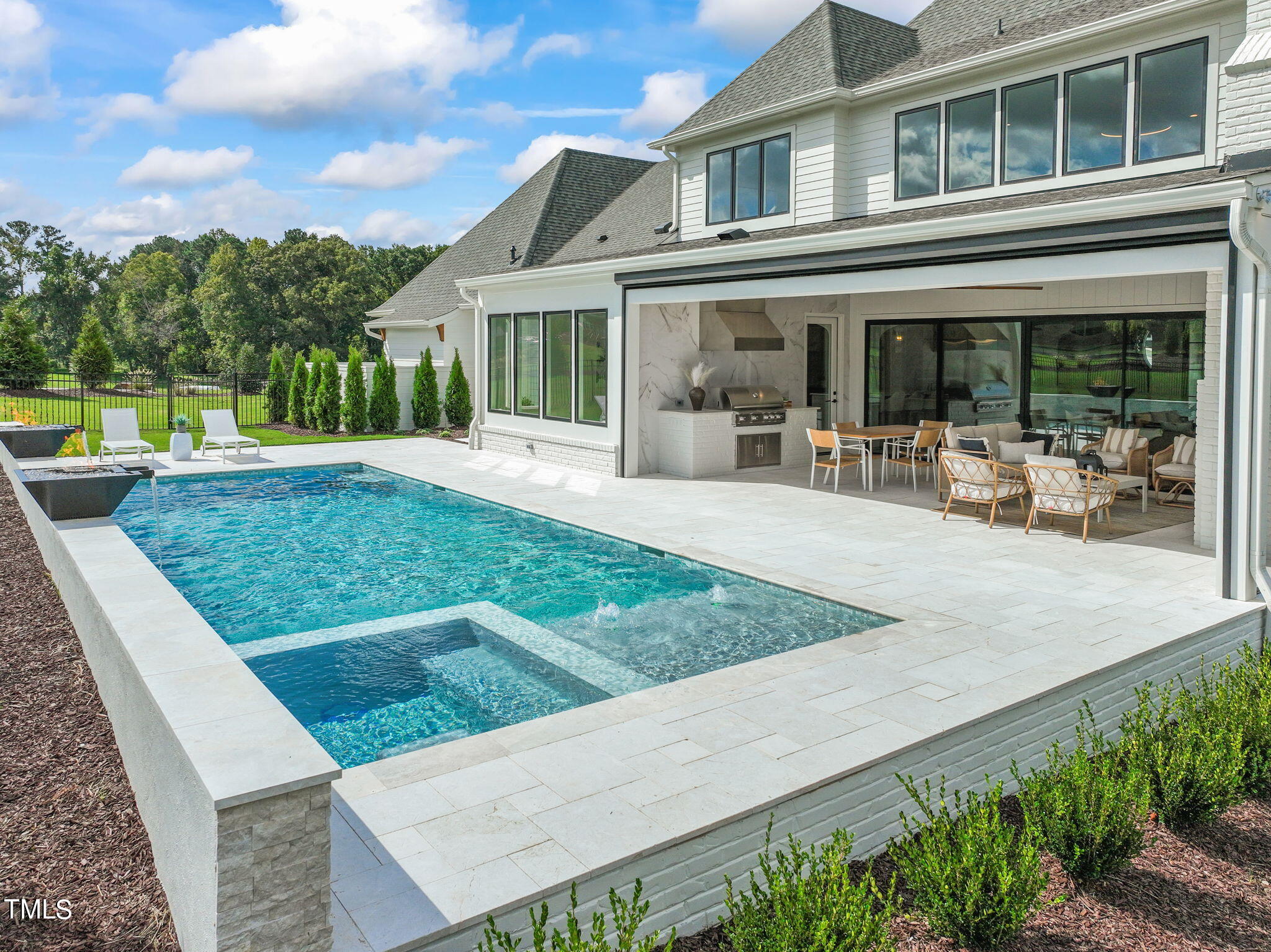 main property photo 67