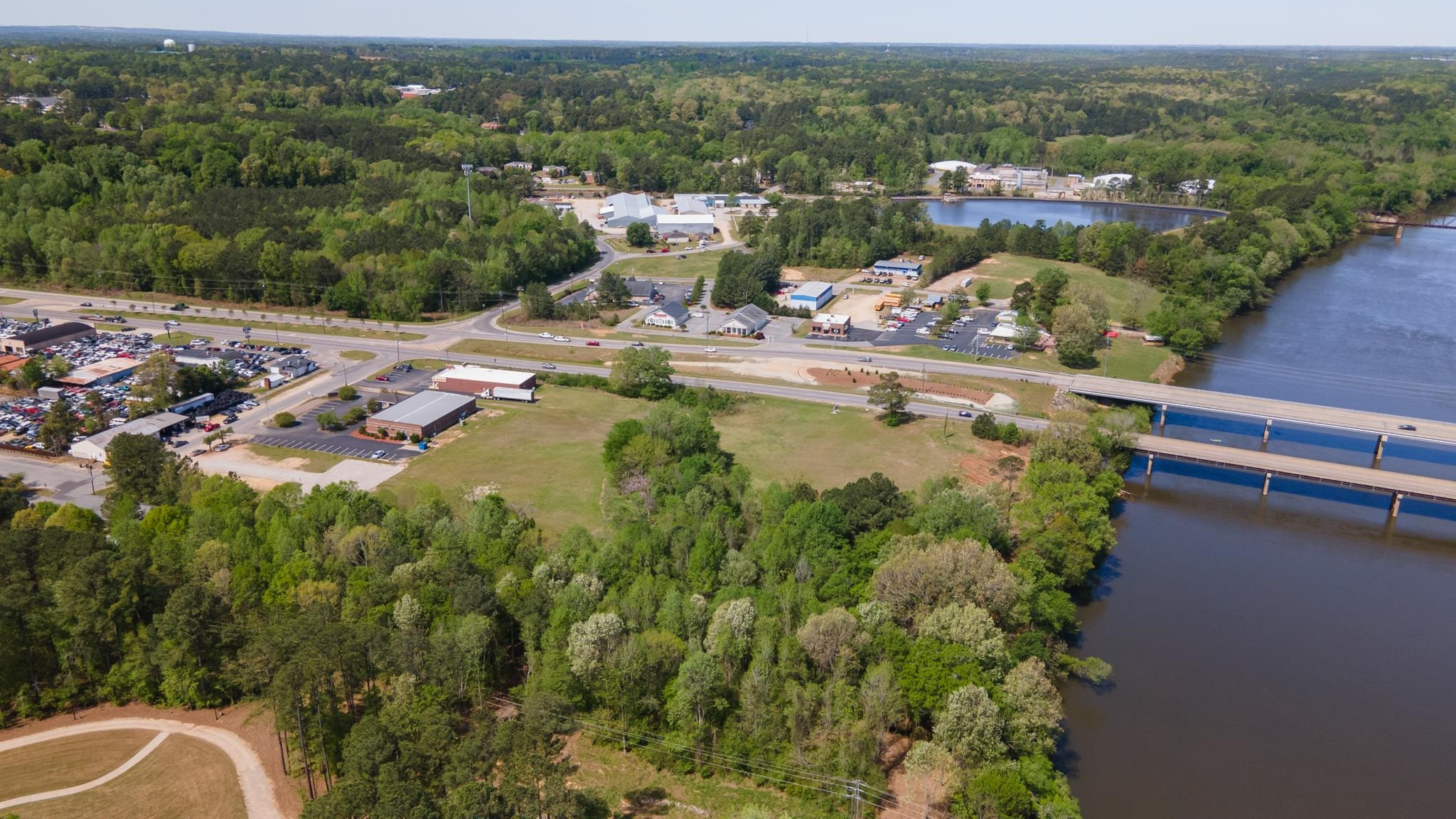 main property photo 4