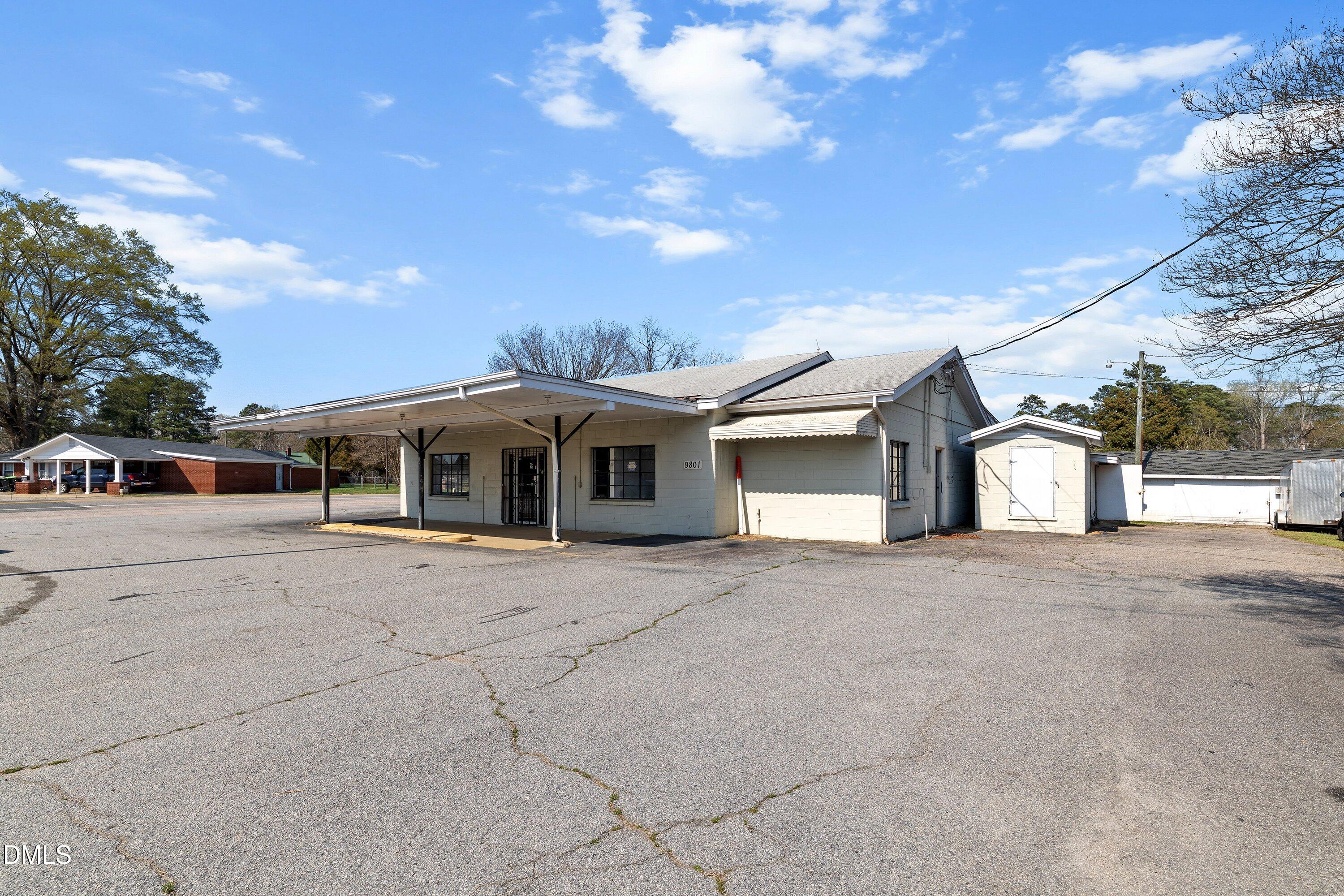 main property photo 20