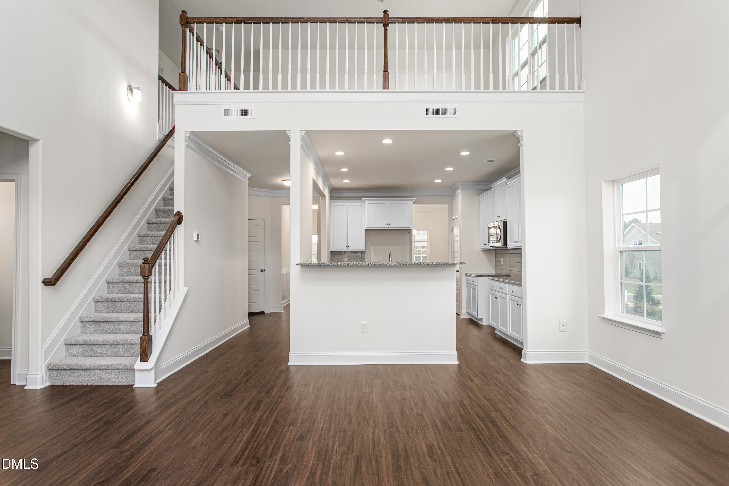 property viewer photo 11
