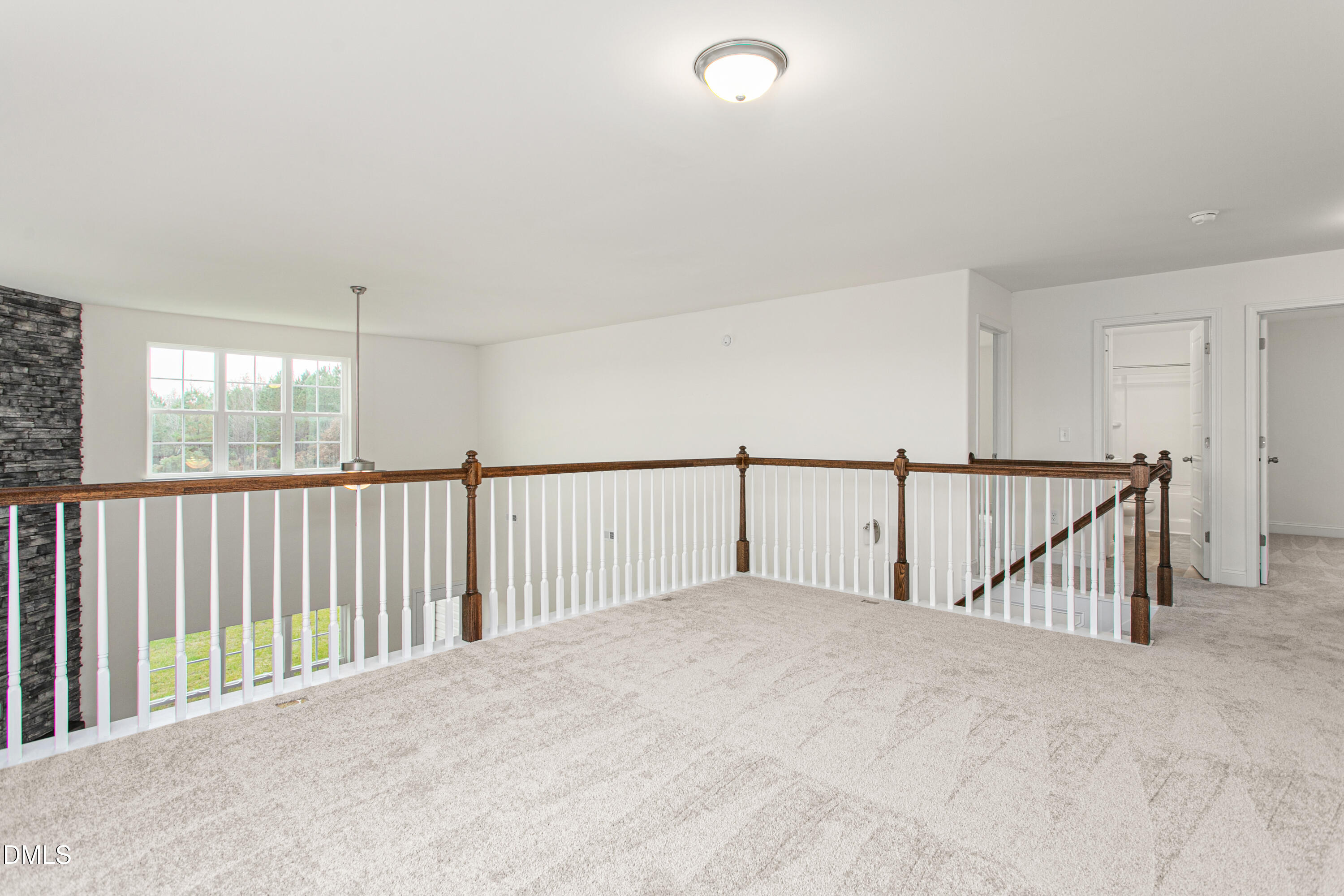 property viewer photo 23