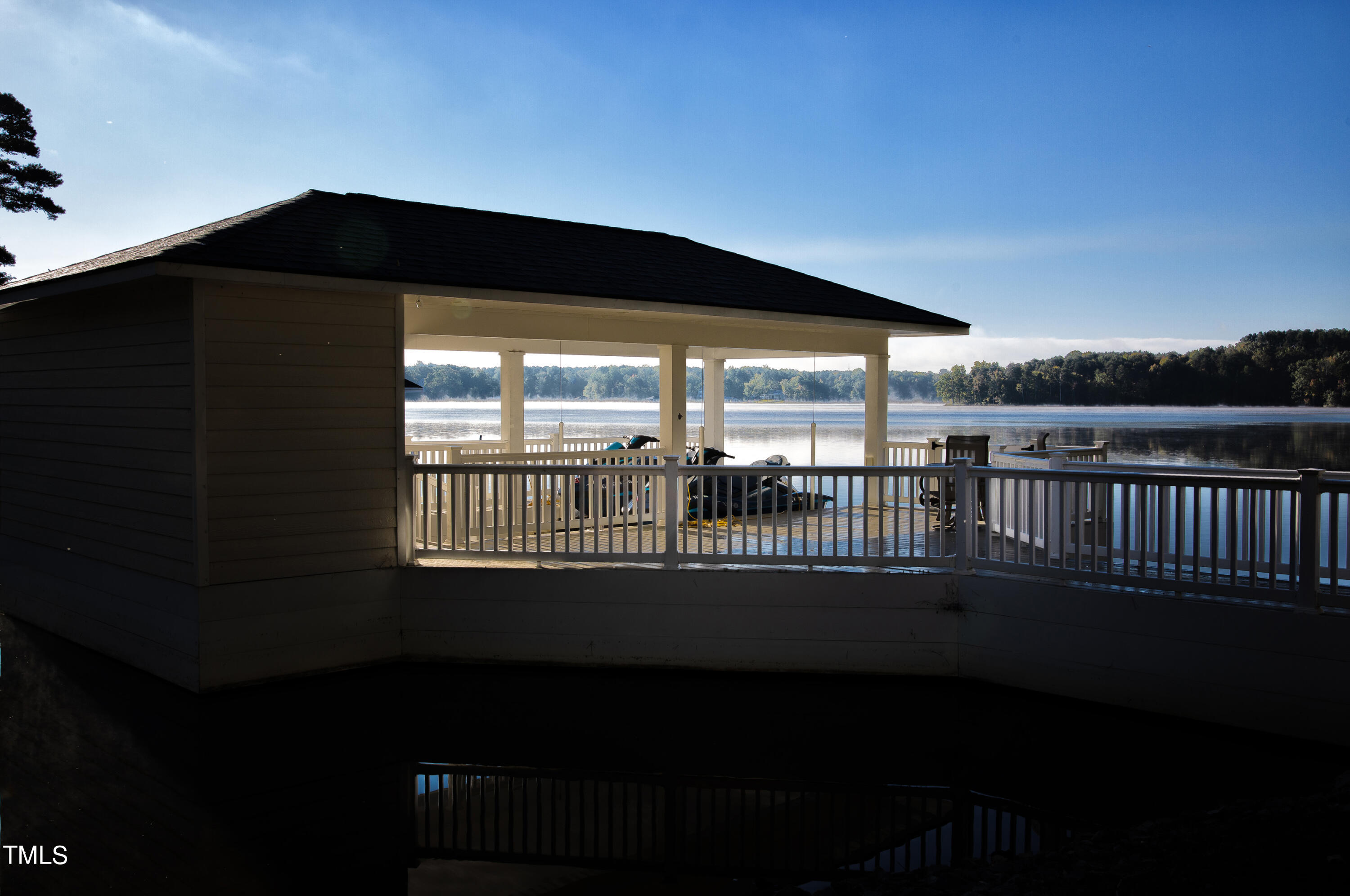 main property photo 76