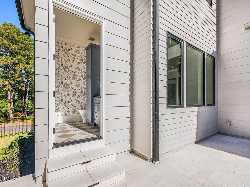 main property photo 68
