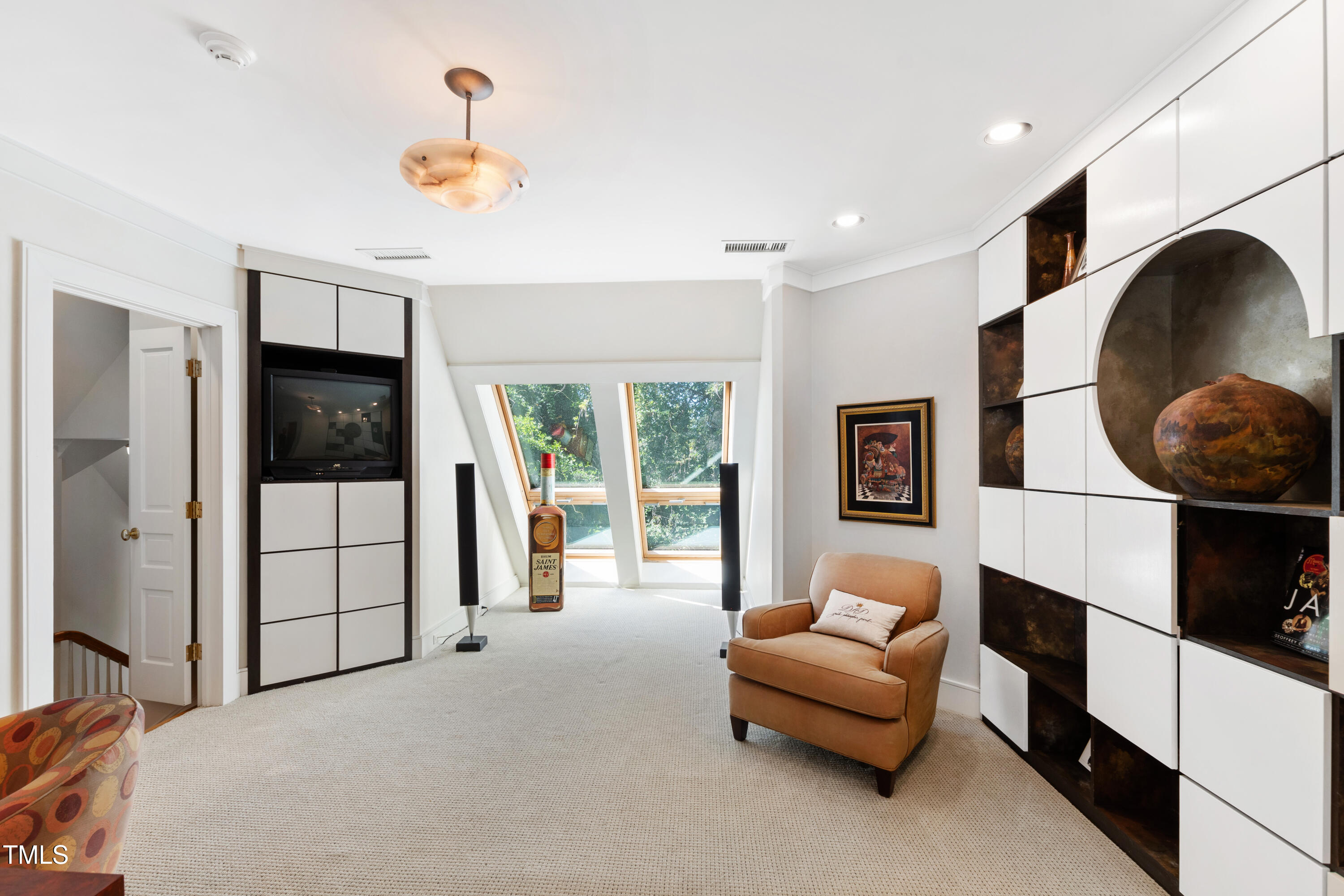 main property photo 87