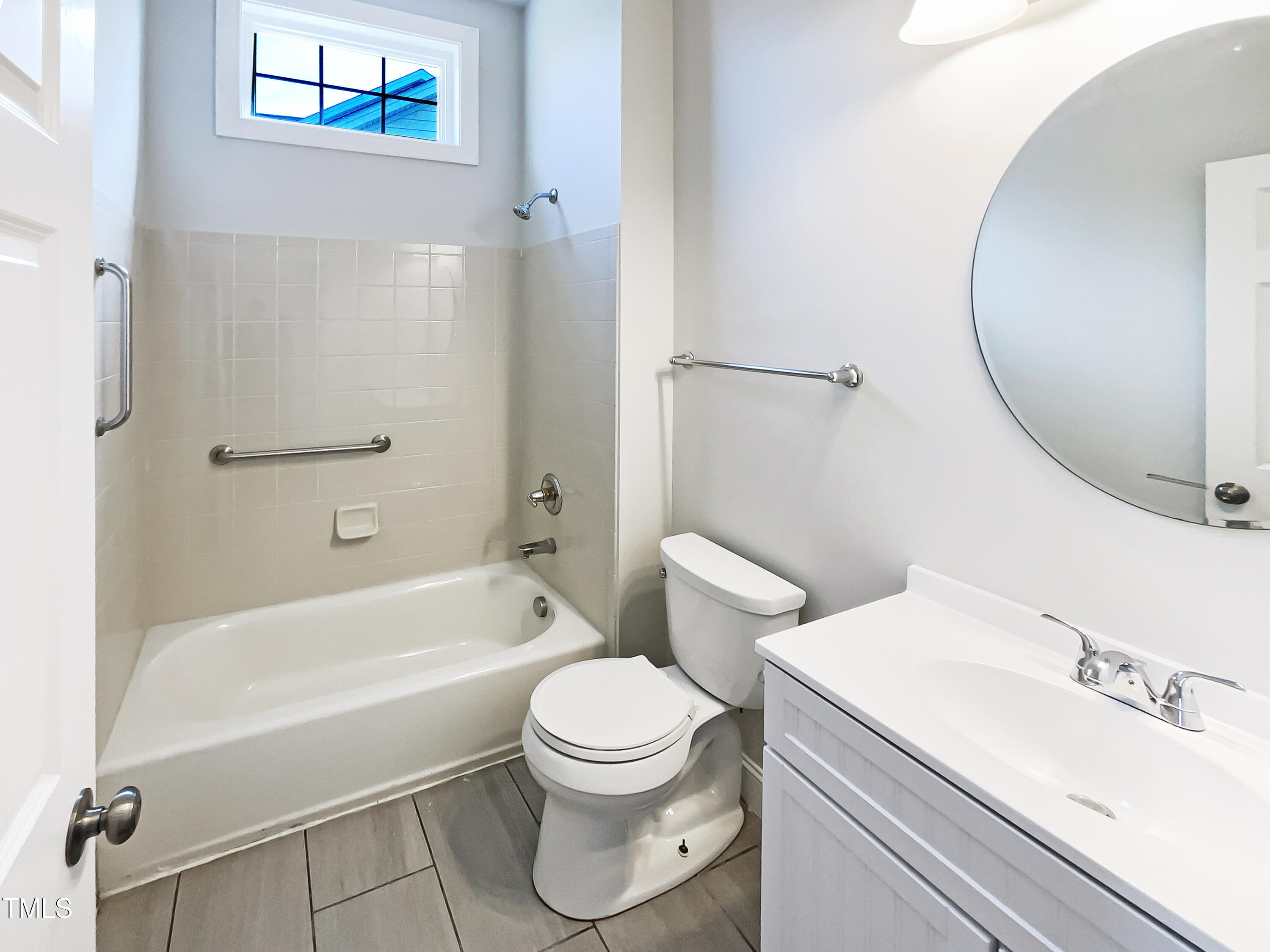 property viewer photo 17